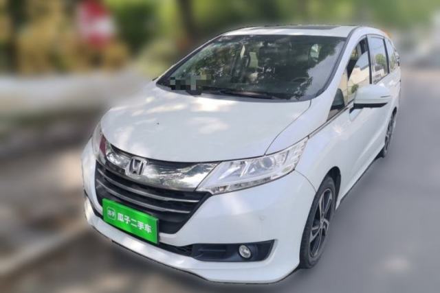 Used Honda Odyssey 2015 Revised 2.4L Luxury Edition