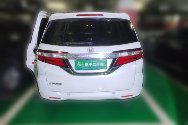 Used Honda Odyssey 2015 Updated Version 2.4L Smart Edition Rear
