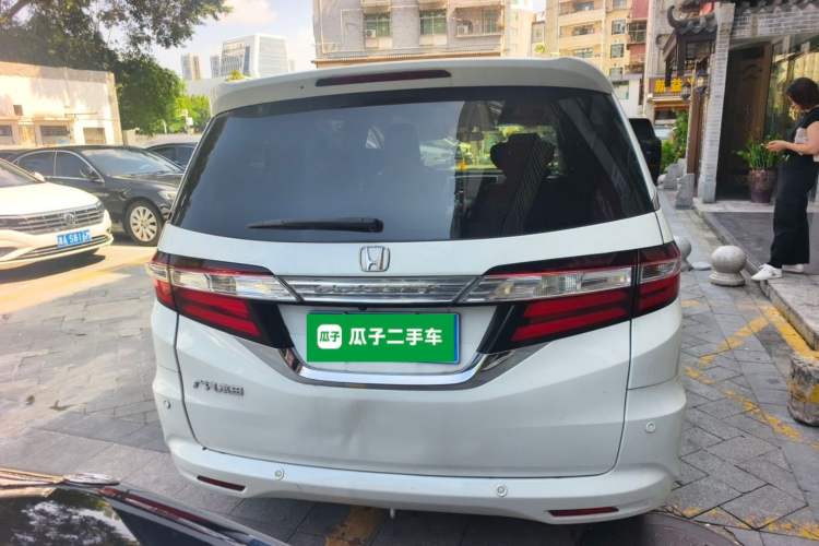 Used Honda Odyssey 2015 2.4L Luxury Edition Rear
