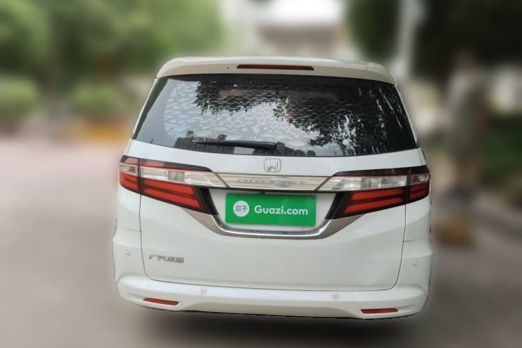 Used Honda Odyssey 2015 Revised 2.4L Luxury Edition Rear