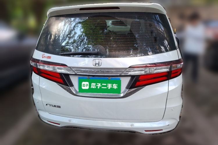 Used Honda Odyssey 2015 Revised 2.4L Luxury Edition Rear