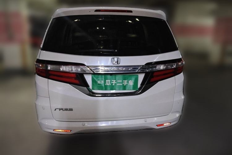 Used Honda Odyssey 2015 Revised 2.4L Luxury Edition Rear