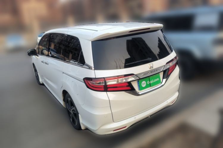 Used Honda Odyssey 2015 Updated Version 2.4L Smart Edition Rear Left 45 Deg