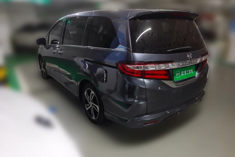 Used Honda Odyssey 2015 Revised 2.4L Luxury Edition Rear Left 45 Deg