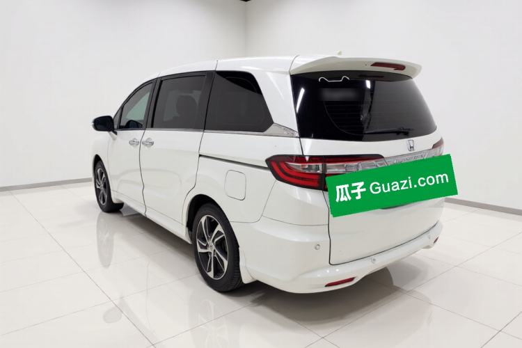 Used Honda Odyssey 2015 Revised 2.4L Luxury Edition Rear Left 45 Deg
