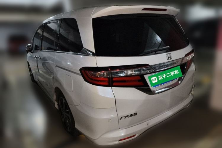 Used Honda Odyssey 2015 2.4L Luxury Edition Rear Left 45 Deg
