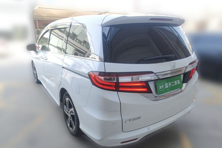 Used Honda Odyssey 2015 Revised Version 2.4L Supreme Edition Rear Left 45 Deg