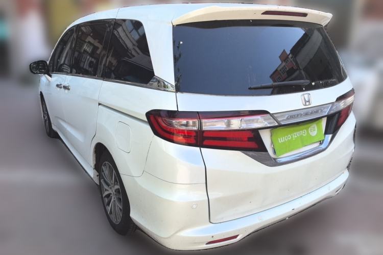 Used Honda Odyssey 2015 Revised Version 2.4L Supreme Edition Rear Left 45 Deg