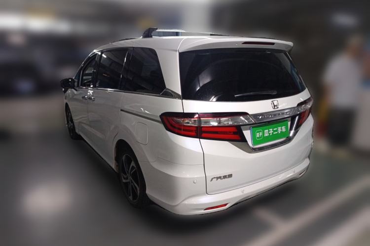 Used Honda Odyssey 2015 Updated Version 2.4L Smart Edition Rear Left 45 Deg