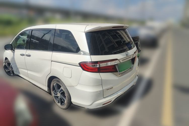 Used Honda Odyssey 2015 Updated Version 2.4L Smart Edition Rear Left 45 Deg