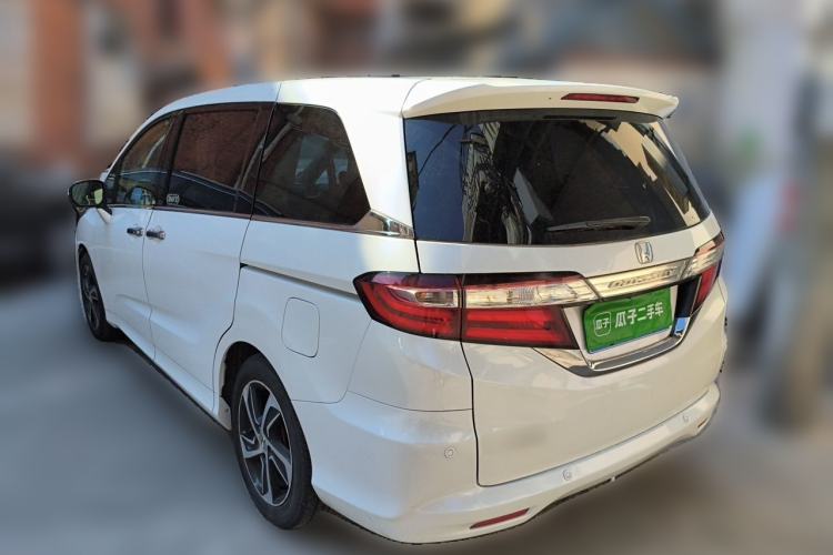 Used Honda Odyssey 2015 2.4L Supreme Edition Rear Left 45 Deg