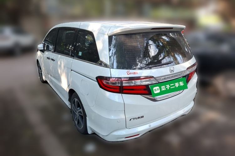 Used Honda Odyssey 2015 Revised 2.4L Luxury Edition Rear Left 45 Deg