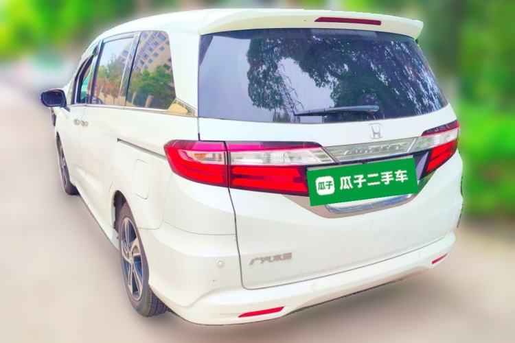 Used Honda Odyssey 2015 Revised Version 2.4L Supreme Edition Rear Left 45 Deg