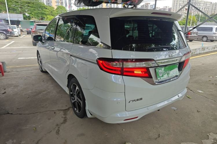 Used Honda Odyssey 2015 Revised 2.4L Luxury Edition Rear Left 45 Deg