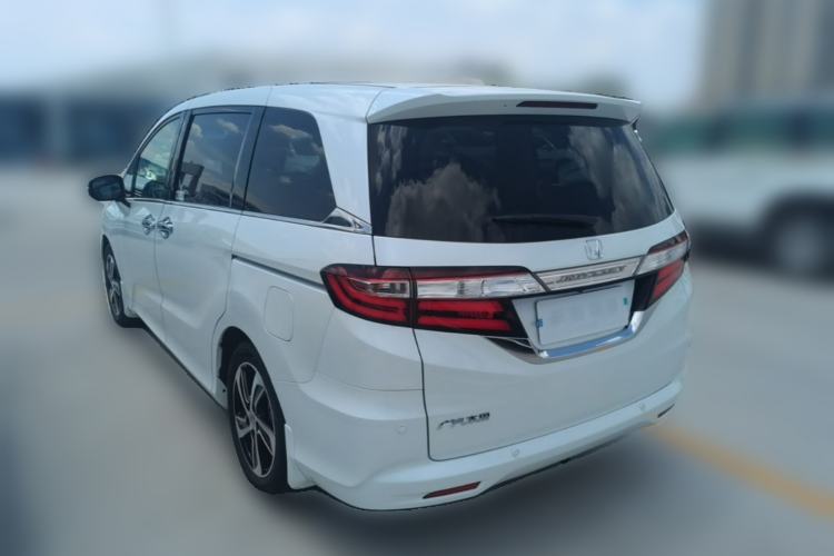 Used Honda Odyssey 2015 Revised Version 2.4L Supreme Edition Rear Left 45 Deg