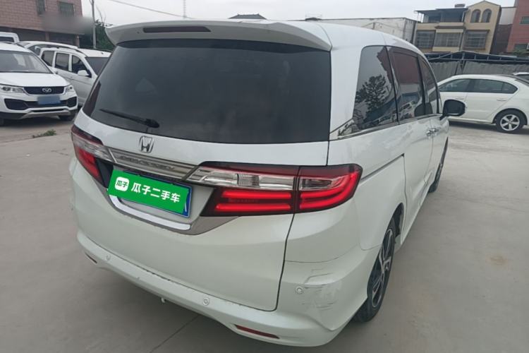 Used Honda Odyssey 2015 2.4L Luxury Edition Rear Right 45 Deg