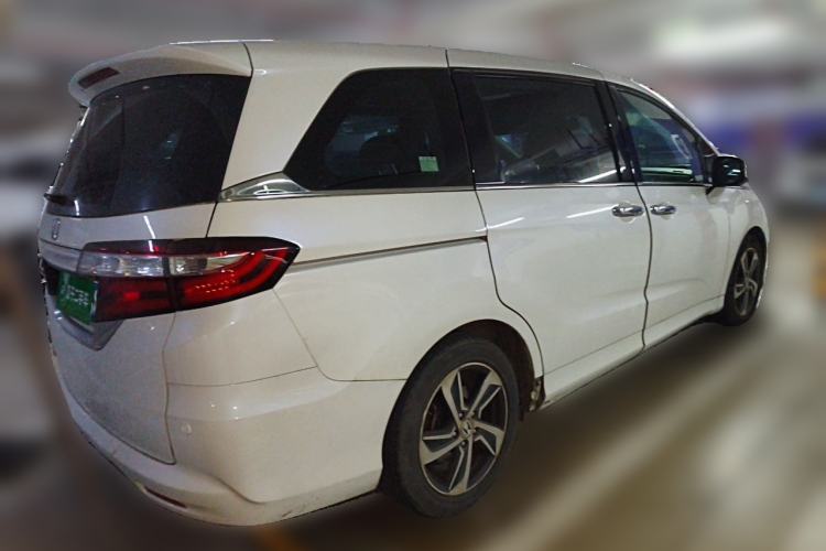 Used Honda Odyssey 2015 Revised 2.4L Luxury Edition Rear Right 45 Deg