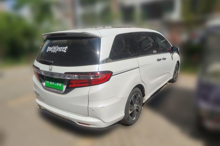Used Honda Odyssey 2015 Updated Version 2.4L Smart Edition Rear Right 45 Deg