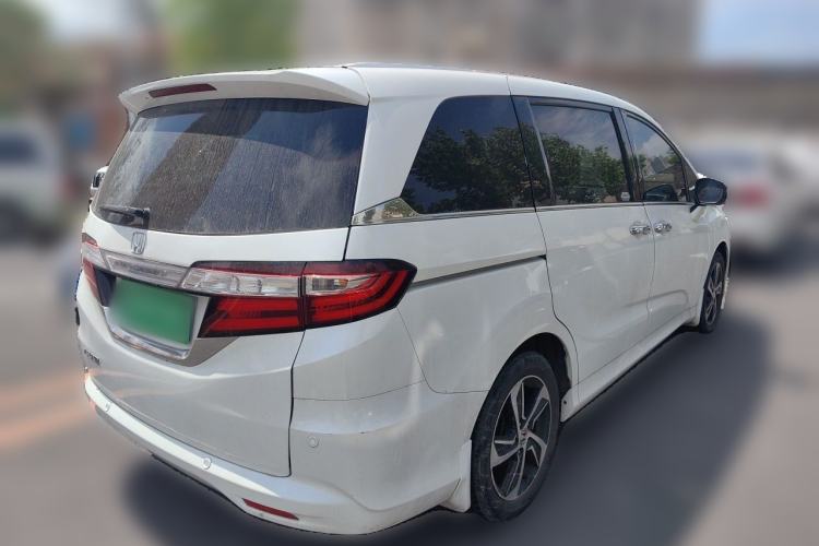 Used Honda Odyssey 2015 Revised Version 2.4L Supreme Edition Rear Right 45 Deg