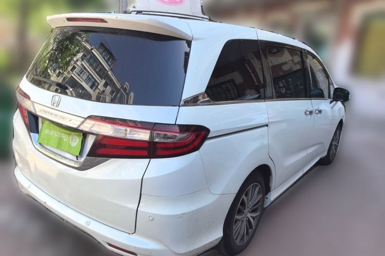 Used Honda Odyssey 2015 Revised Version 2.4L Supreme Edition Rear Right 45 Deg