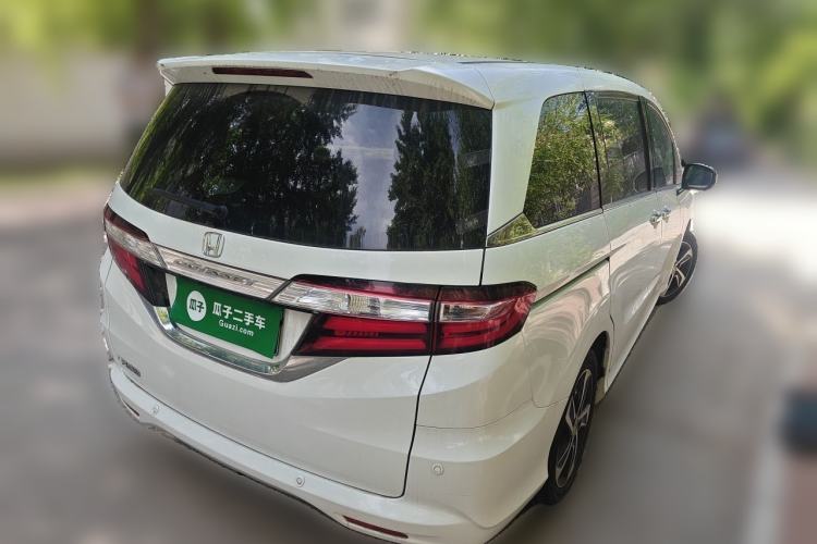 Used Honda Odyssey 2015 Updated Version 2.4L Smart Edition Rear Right 45 Deg