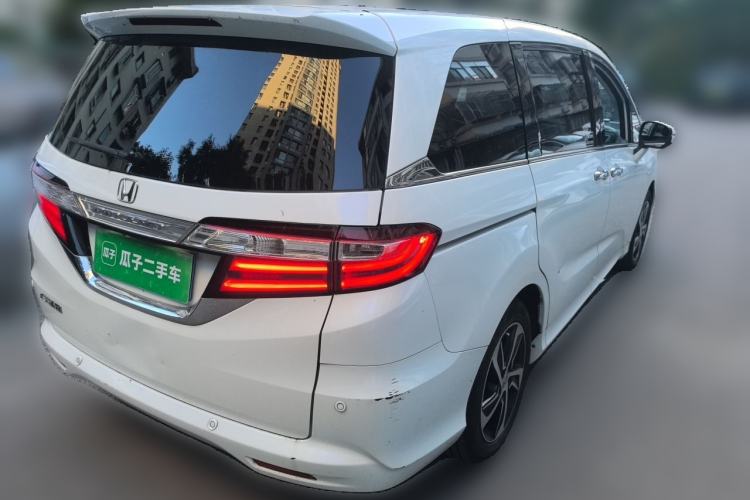 Used Honda Odyssey 2015 Updated Version 2.4L Smart Edition Rear Right 45 Deg