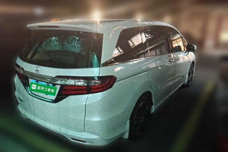 Used Honda Odyssey 2015 Updated Version 2.4L Smart Edition Rear Right 45 Deg
