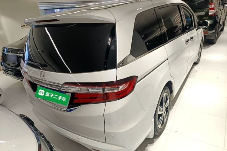 Used Honda Odyssey 2015 Updated Version 2.4L Smart Edition Rear Right 45 Deg
