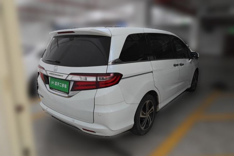 Used Honda Odyssey 2015 Updated Version 2.4L Smart Edition Rear Right 45 Deg