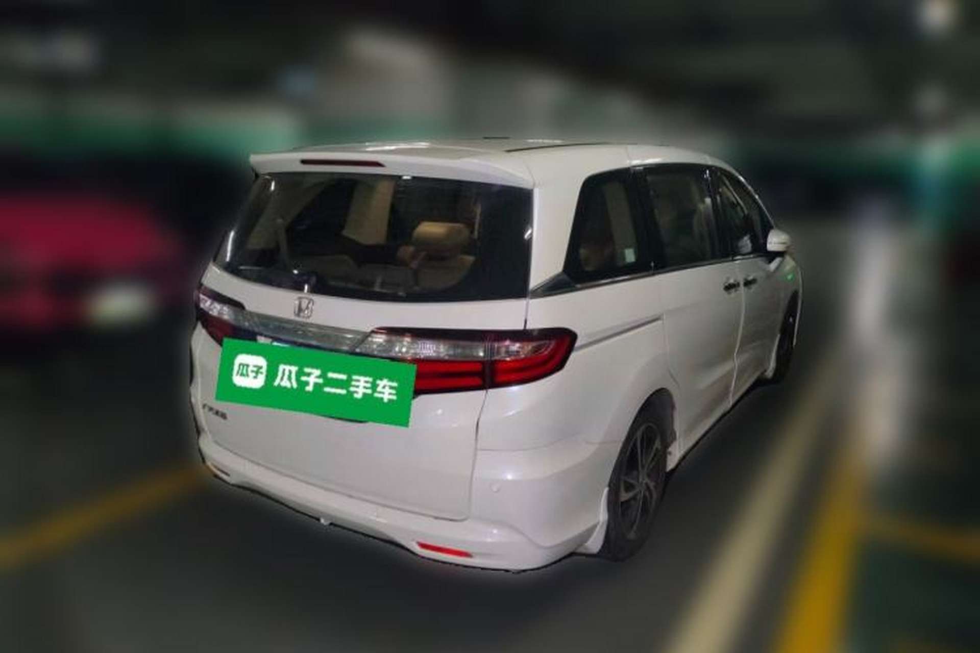 Used Honda Odyssey 2015 2.4L Luxury Edition Rear Right 45 Deg