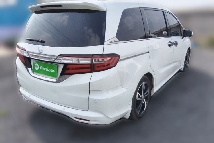 Used Honda Odyssey 2015 Updated Version 2.4L Smart Edition Rear Right 45 Deg