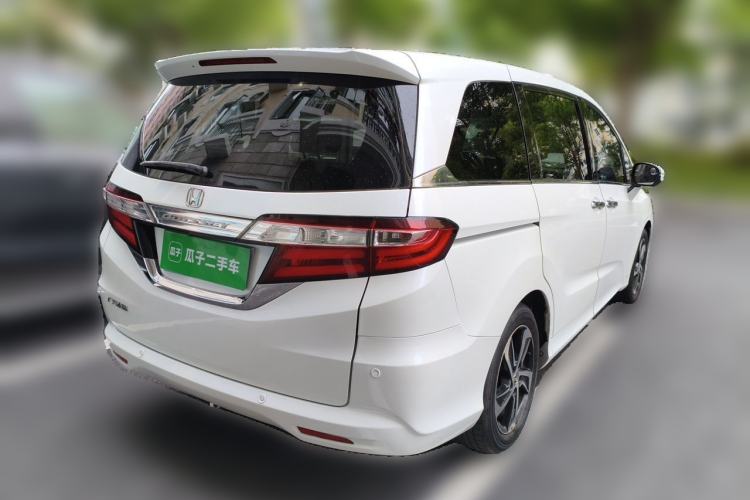 Used Honda Odyssey 2015 Updated Version 2.4L Smart Edition Rear Right 45 Deg