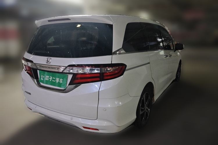 Used Honda Odyssey 2015 Revised 2.4L Luxury Edition Rear Right 45 Deg