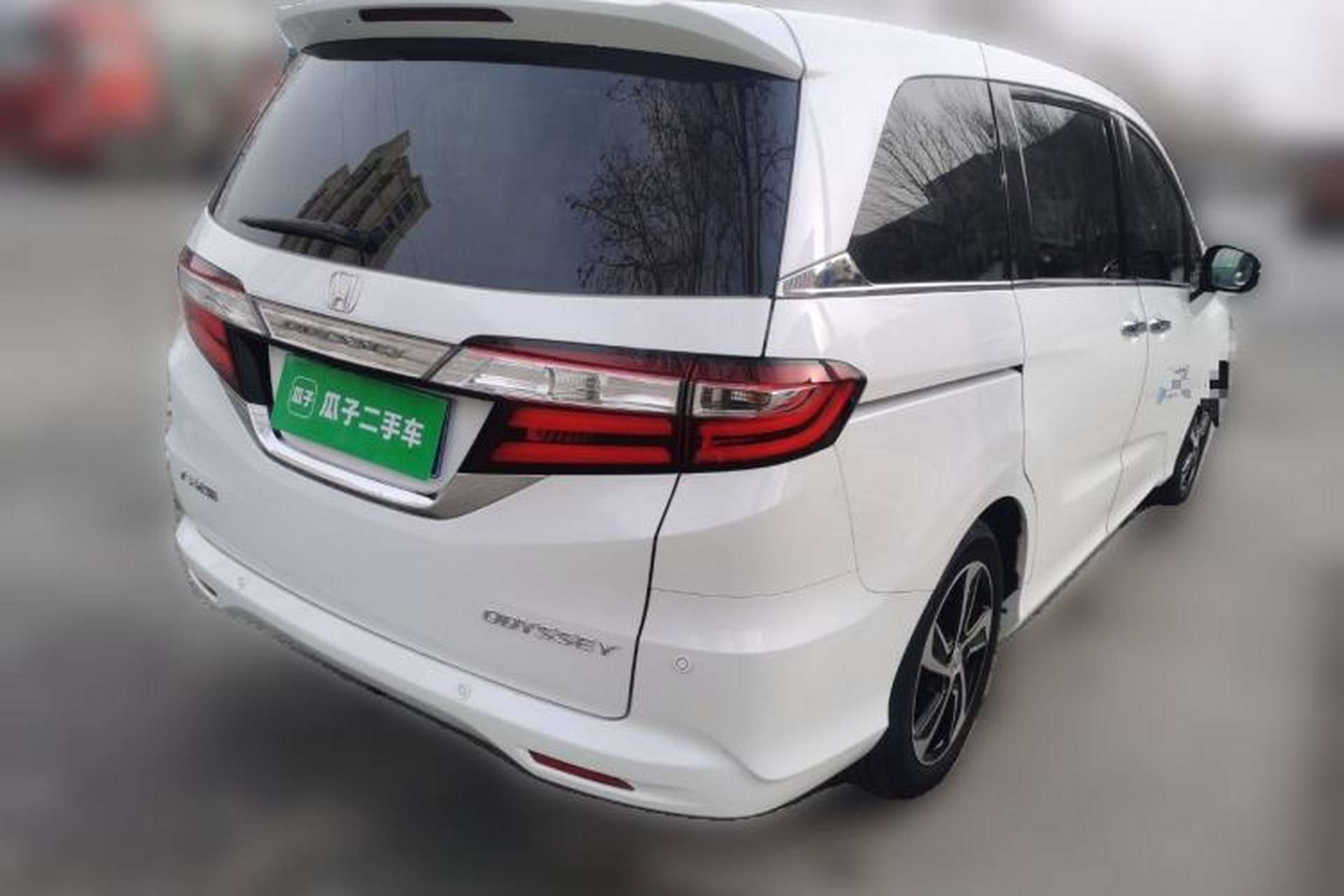 Used Honda Odyssey 2015 Revised Version 2.4L Supreme Edition Rear Right 45 Deg