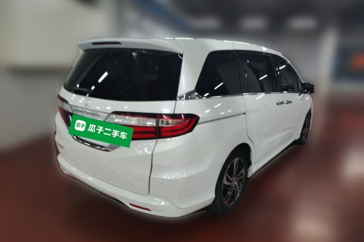 Used Honda Odyssey 2015 Revised Version 2.4L Supreme Edition Rear Right 45 Deg