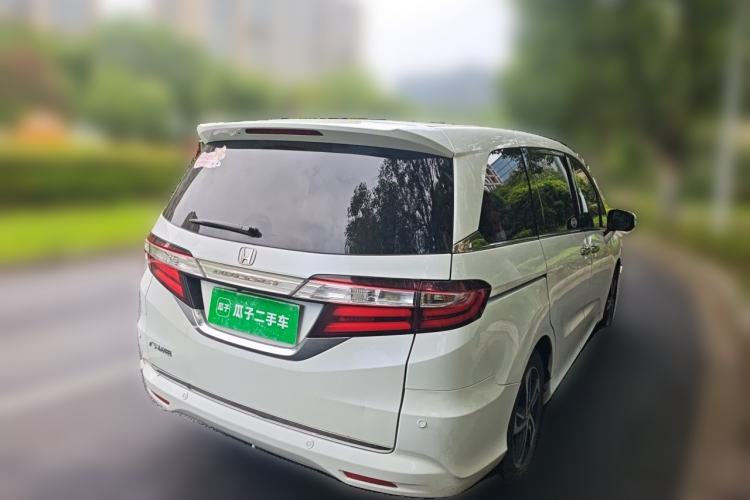 Used Honda Odyssey 2015 2.4L Supreme Edition Rear Right 45 Deg