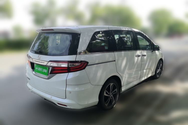Used Honda Odyssey 2015 Revised 2.4L Luxury Edition Rear Right 45 Deg