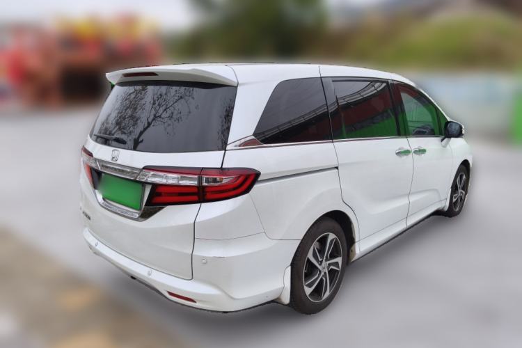 Used Honda Odyssey 2015 2.4L Luxury Edition Rear Right 45 Deg