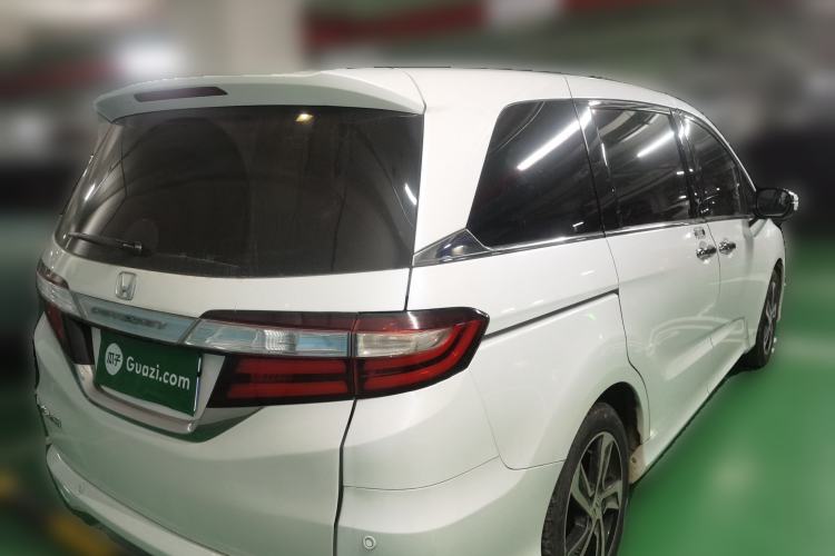 Used Honda Odyssey 2015 2.4L Smart Edition Rear Right 45 Deg