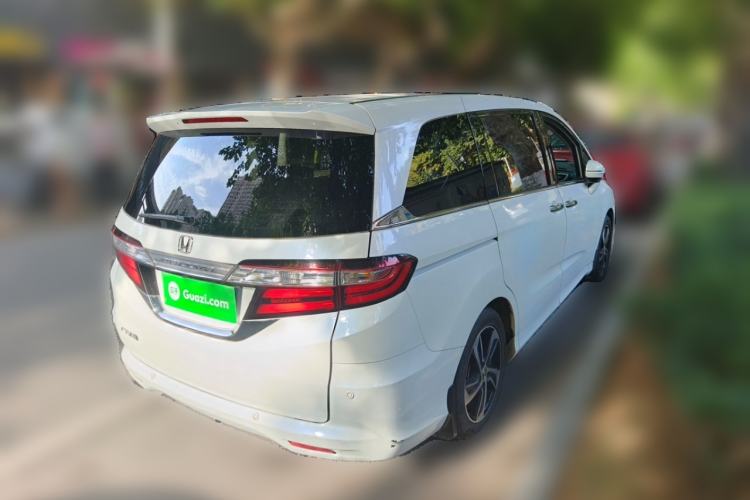 Used Honda Odyssey 2015 Revised Version 2.4L Supreme Edition Rear Right 45 Deg