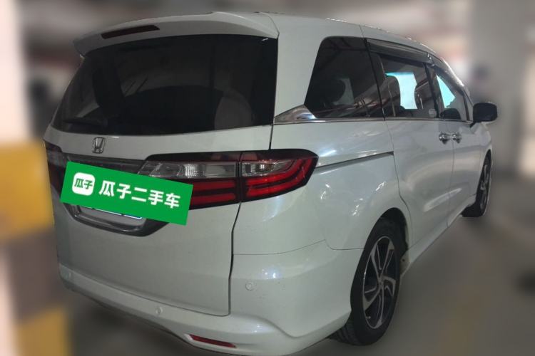 Used Honda Odyssey 2015 Updated Version 2.4L Smart Edition Rear Right 45 Deg