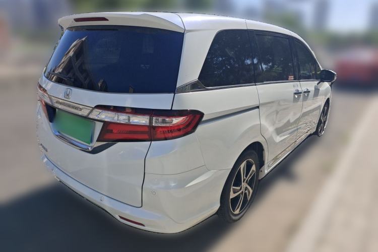 Used Honda Odyssey 2015 2.4L Luxury Edition Rear Right 45 Deg