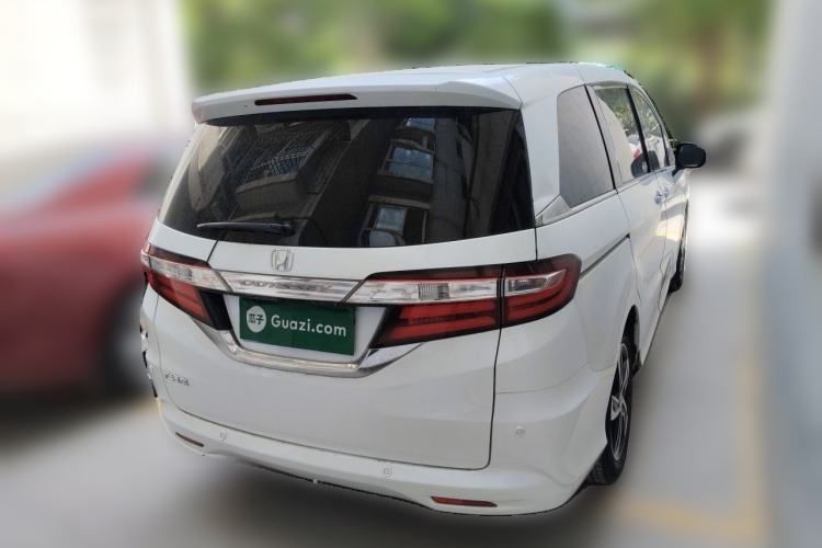 Used Honda Odyssey 2015 Revised Version 2.4L Supreme Edition Rear Right 45 Deg