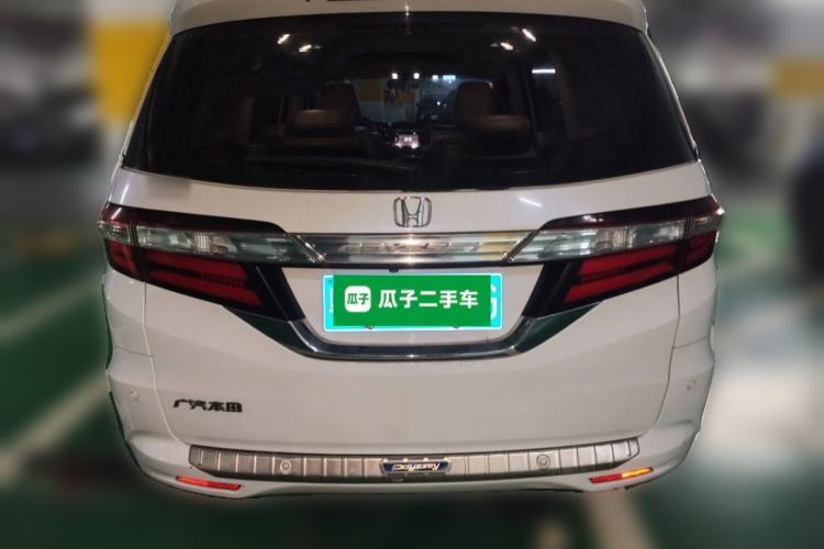 Used Honda Odyssey 2015 Revised 2.4L Luxury Edition Rear