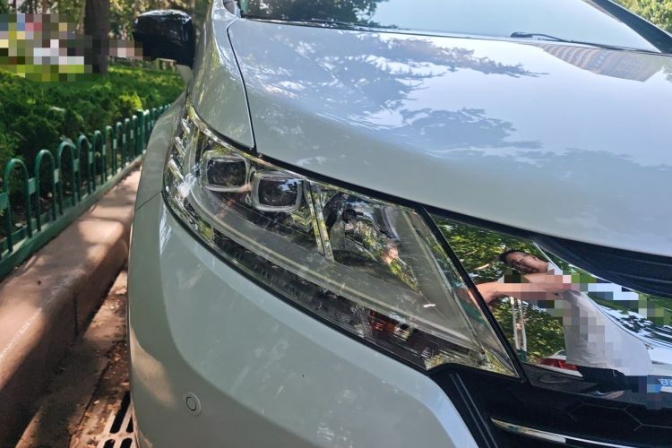Used Honda Odyssey 2015 2.4L Prestige Edition Right Front Headlight