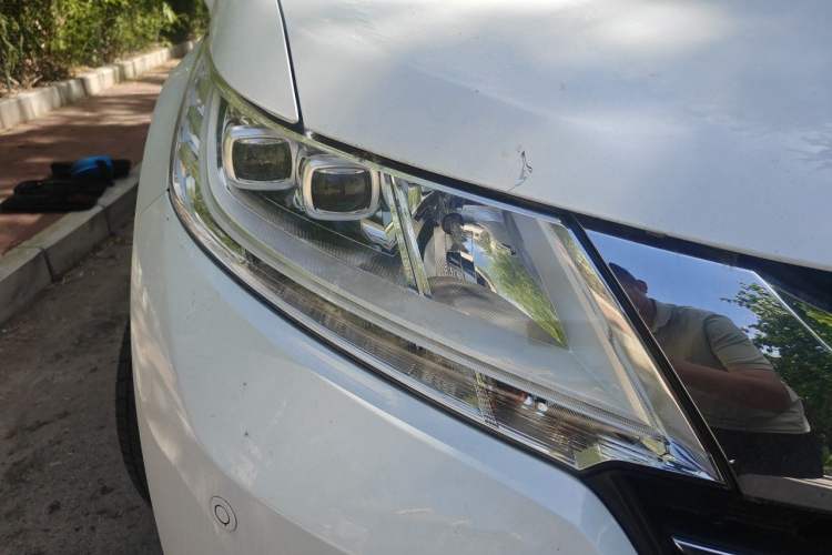 Used Honda Odyssey 2015 Updated Version 2.4L Smart Edition Right Front Headlight
