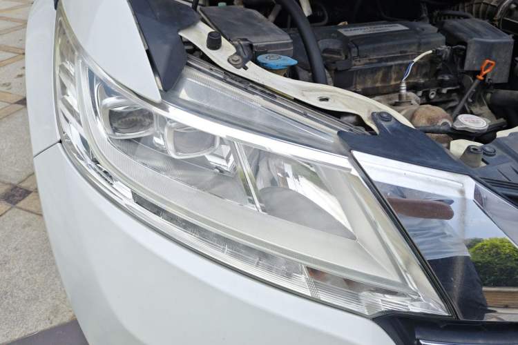 Used Honda Odyssey 2015 2.4L Prestige Edition Right Front Headlight