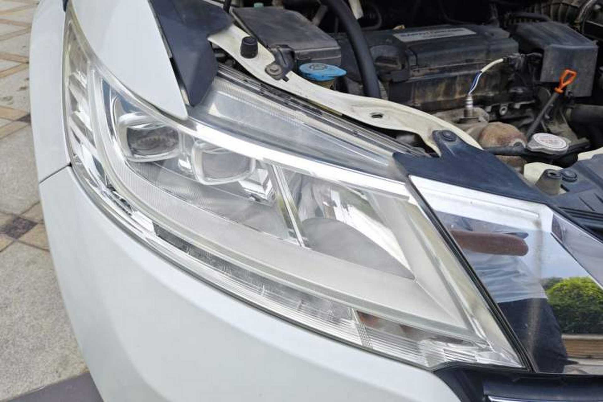 Used Honda Odyssey 2015 2.4L Prestige Edition Right Front Headlight