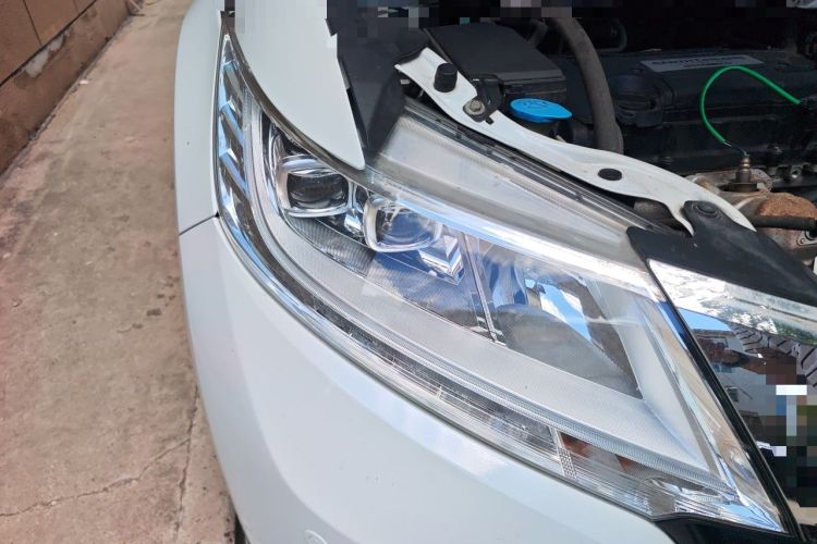 Used Honda Odyssey 2015 2.4L Smart Edition Right Front Headlight