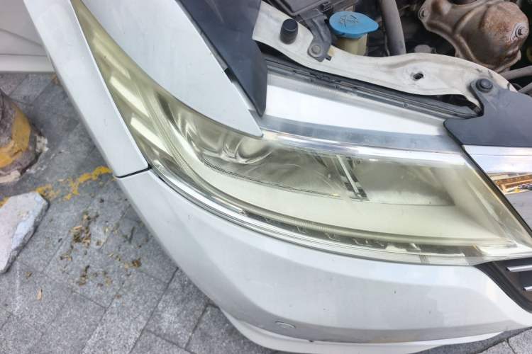 Used Honda Odyssey 2015 2.4L Luxury Edition Right Front Headlight